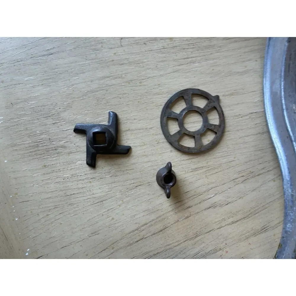 VTG USA Universal 72 Cast Iron Food/Meat Hand Crank Table Mount Grinder WORKS!!!